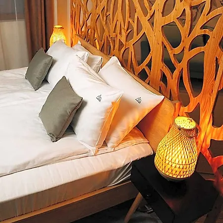 Nature Nest Bran - Adults Only Отель 4*